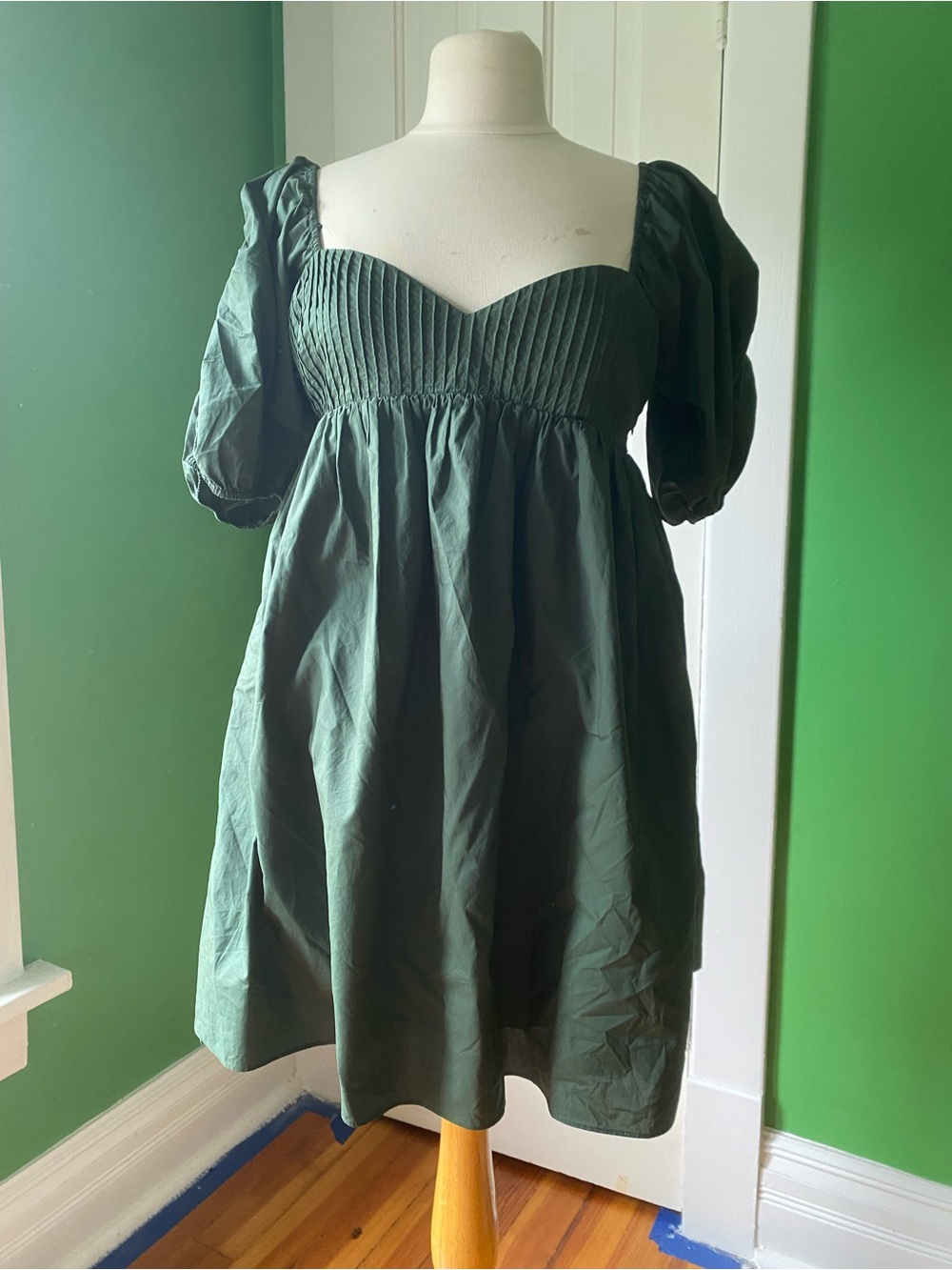 Hyacinth House Dark Green Puff-Sleeve Babydoll mini Dress
